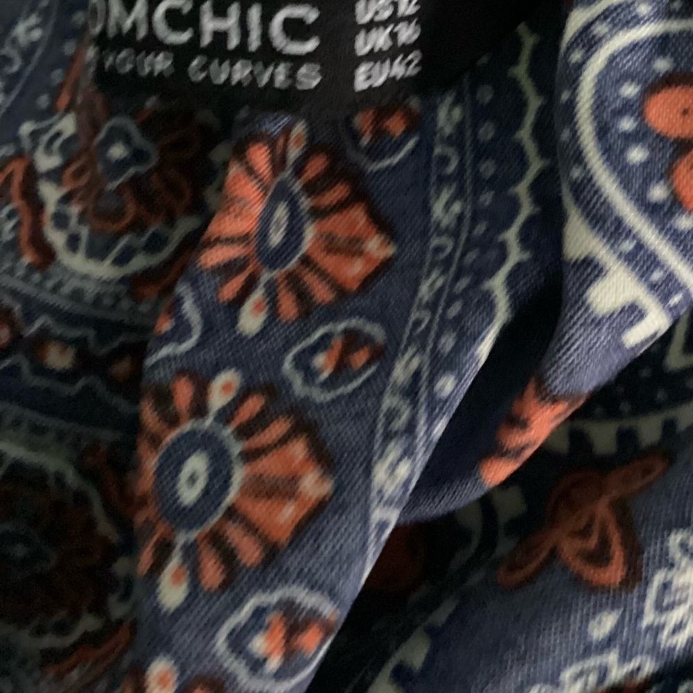 Bloomchic Patterned Women's Blouse - image 5